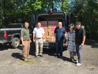 〈플로리다〉 뷰티 디포, 잭슨빌시에 마스크 및 세정제 기증
