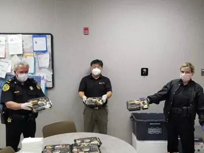 “식권 제공할 업체 환영합니다”