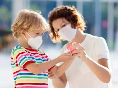 아기가 마스크를 쓰면 안되는 이유는?