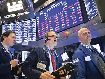 베어마켓(주가가 하락하는 약세장)서 주식 쓸어담는 버핏… 왜?