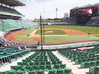 MLB ‘무관중 경기’ 전망 속 ‘연봉 삭감’ 불협화음