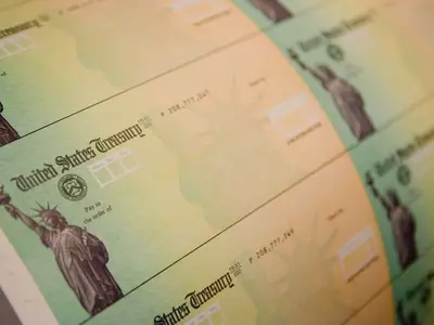 백악관, 1,200달러 추가 지원 검토