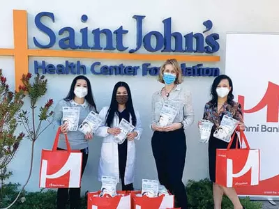 한미은행, 의료진에 마스크 기부