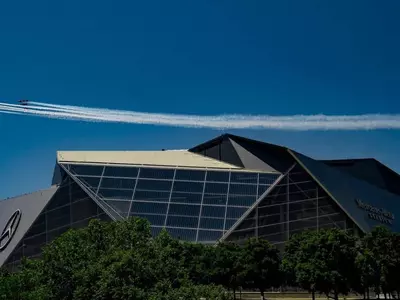 특수비행팀, 코로나19전사 응원에어쇼…수도 도심 모처럼 인파