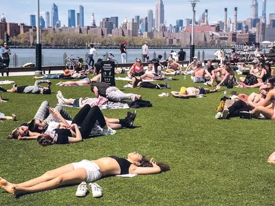 뉴욕 센트럴팍 등 소풍 인파 “제발 마스크 써라”