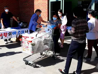 〈사진뉴스〉새한교회, 마스크 무료 나눔
