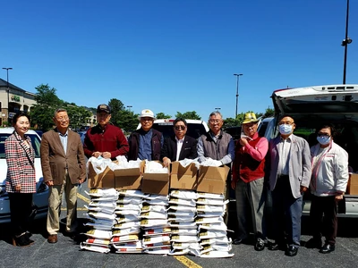 "좋은 친구들과 마음을 모았어요”