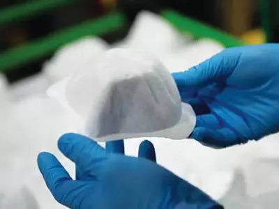 “얼굴은 하나님의 형상”…‘노 마스크’ 선언