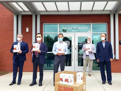 새한교회, 알파레타 시청에 마스크 전달