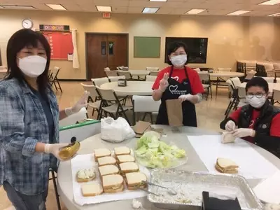 미션아가페•시온교회 샌드위치 나눔봉사