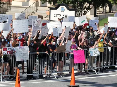 항의 시위, 5일 한인 거주지역서 열려
