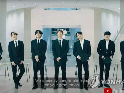 BTS "우리도 학사모 벗지 못한 서툰 청춘…위로·희망 되길"