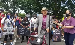 애틀랜타폭동 피해 91세 한인, 보행보조기 의지 시위 동참