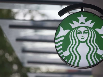 스타벅스, 결국 인권운동 지지 복장 허용