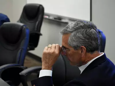 "네 할일이나 잘해"