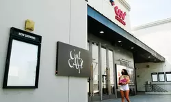 CGV극장·엔터테인먼트 3개월째 셧다운, CJ 아메리카 ‘코로나발 위기’