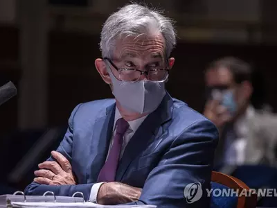 파월 "정부정책에 경제 앞날 달려"…므누신 "7월까지 추가부양"