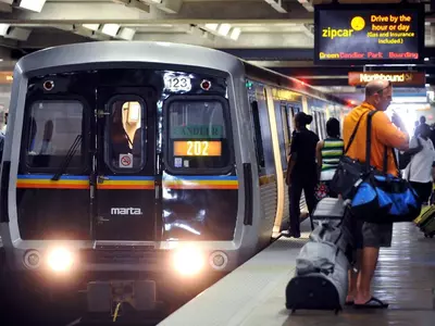 마르타 6일부터 승객에게 마스크 배포