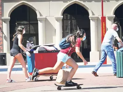 난데없이 ‘강제 퇴출 날벼락’…황당·충격·분통