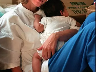 22년 연하 초등생 제자 성폭행·결혼 미 여성 암으로 사망