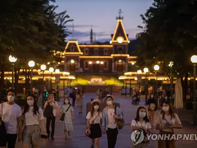 코로나19 재확산 2차 폐쇄된 홍콩 디즈니랜드