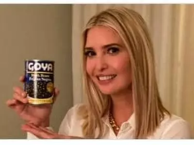 트럼프·이방카, '대통령 칭찬했다 불매운동 역풍' 기업 편들기