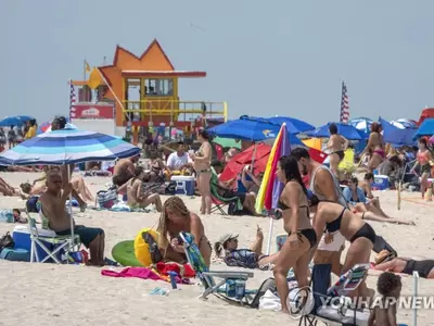 코로나19 조금 앓다가 회복?…미 20대 확진자들 "착각 말라"