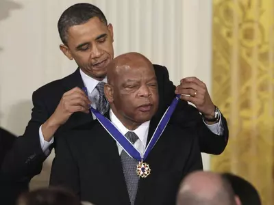 민권운동 거목 루이스 사망에 추모 물결