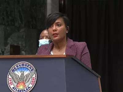 바텀스 시장, 트럼프 시위진압 연방병력 배치 비난