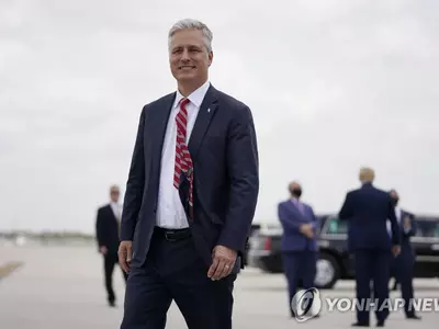 국가안보보좌관 코로나19 양성 판정…백악관 비상