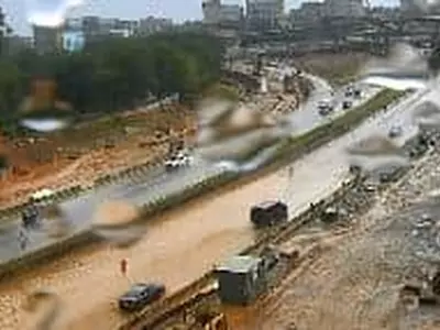 폭우로 I-285 웨스트 바운드 침수..통행금지