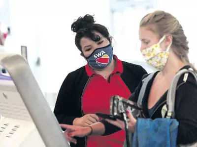 기내 마스크 써야 하나…항공사 규정 강화