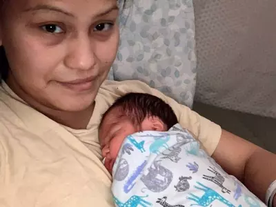 하늘이 준 선물…여성 5.5km 상공 비행기서 출산