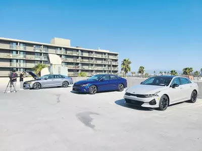 강력 파워·대담 디자인 “이거 4기통 맞아”