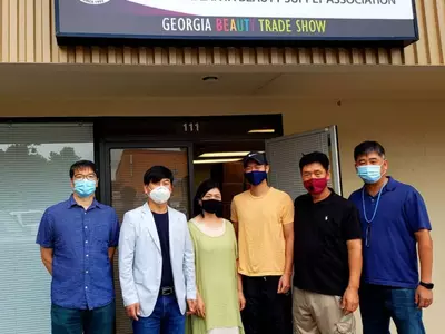 뷰티협회 어려운 한인 15가정에 성금 전달