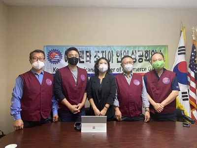 “10월 6일 후보자 포럼 참여하세요”