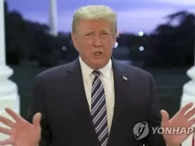 트럼프, 독감과 비교하며 "덜 치명적"…또 코로나 위험경시 논란