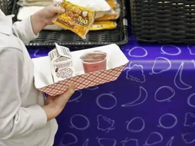 귀넷공립학교, 무료급식 프로그램 연장