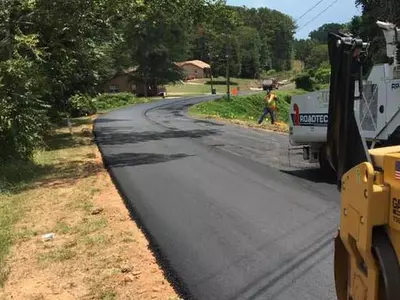 둘루스, 14개 도로 재정비 기금 승인
