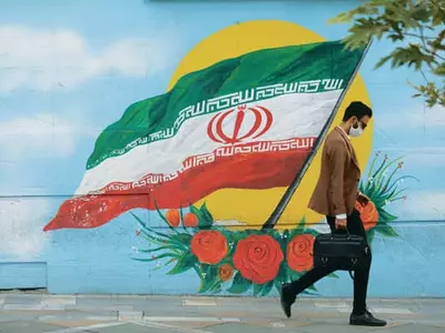 [글로벌 이슈] 이란 목줄 죄는 미국…‘석유 제재’