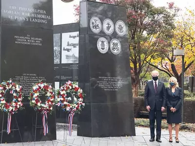 바이든, 한국전 참전기념비 헌화