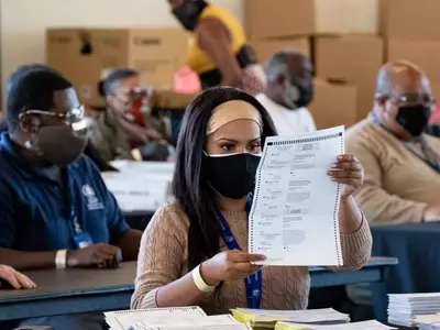 조지아 대통령 선거 수작업 재검표 시작