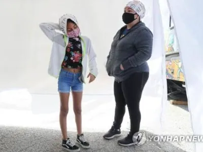 어린이·청소년 코로나 감염 100만명 넘어…전체의 약 10%