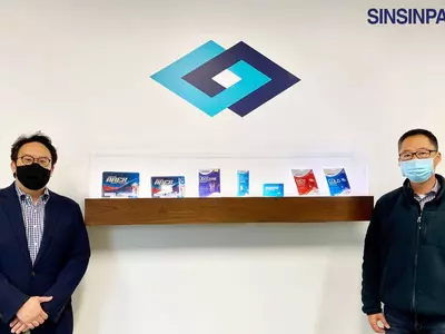 신신제약, 노인회에 신신파스 15박스 기부