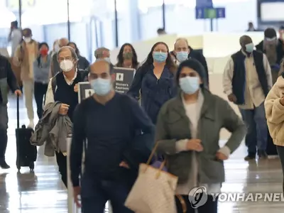 코로나 누적확진 1천300만명 넘어…6일만에 또 100만명 증가