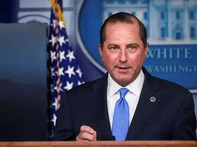 보건장관 “내년 2월 일반인 백신접종…터널 끝에서 빛 보길”