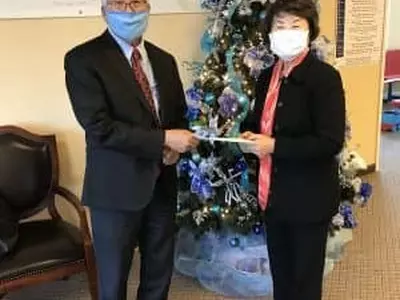 원로목사회, 사모회 AARC에 성금