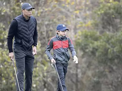 타이거 우즈, 아들 찰리와 동반 출전