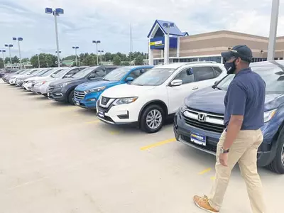 차 판매 ‘코로나 지각변동’ 중고차 웃었다