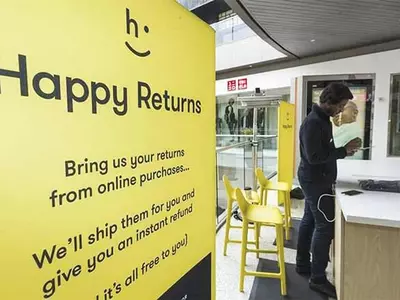 지난 연말 시즌에 비해 반품이 2배 가량 늘어